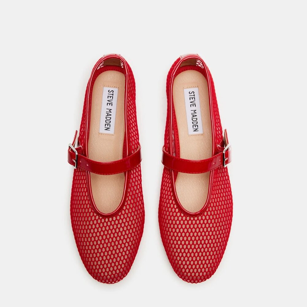Steve Madden Red Mesh DREAMING Flats in Size 8